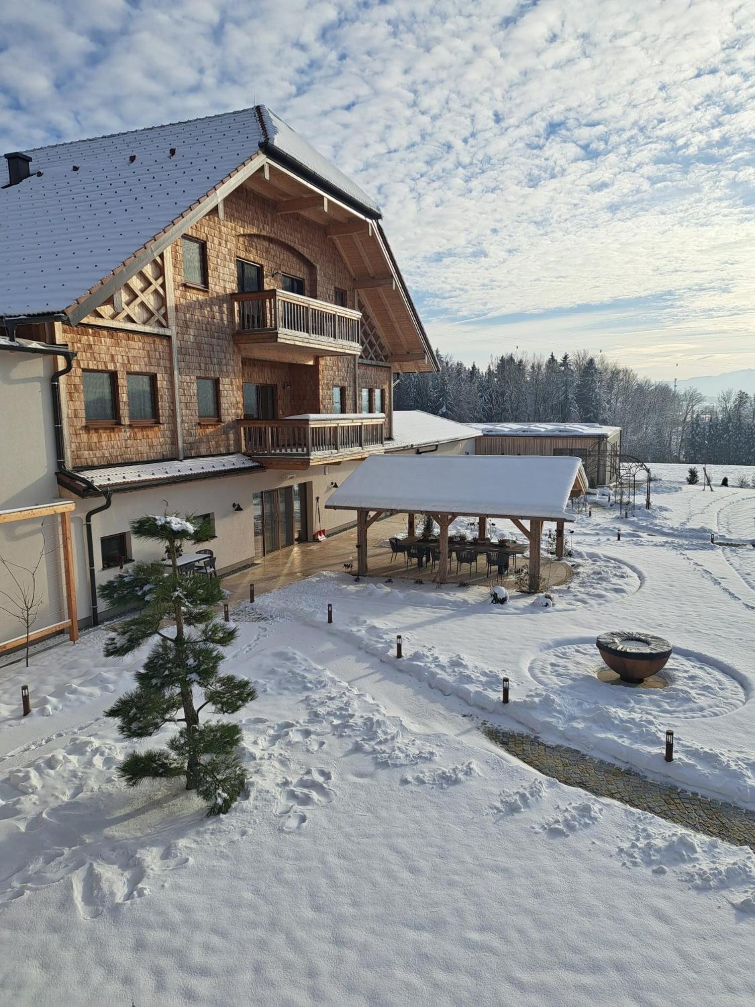 Rosenhof Salzburger Seenland Straßwalchen Exterior foto
